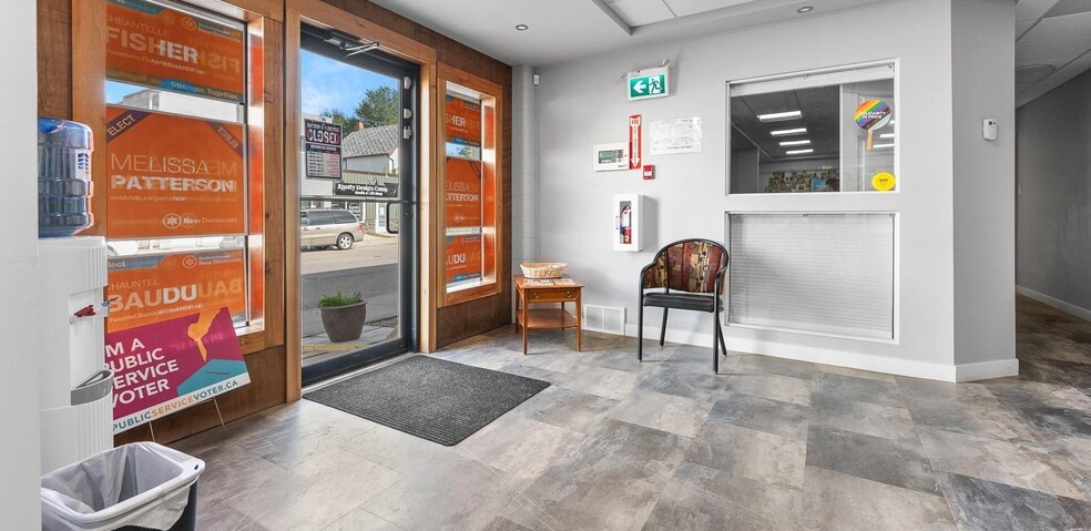 More Photos Of 461 Athabasca St E, Moose Jaw Warehouse For Lease