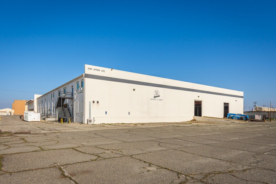 More Photos Of 2901 Apron Ave, Atwater Warehouse For Sale