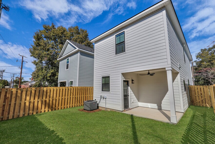 More Photos Of , Savannah Specialty For Sale