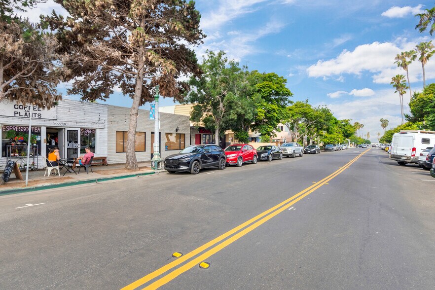 More Photos Of 4835-4837 Voltaire St, San Diego General Retail For Sale