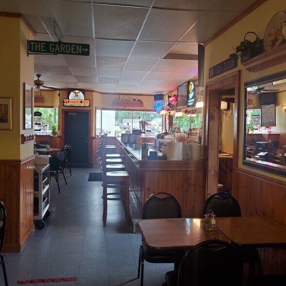 More Photos Of 1505 W Indiana Ave, South Bend Restaurant For Sale