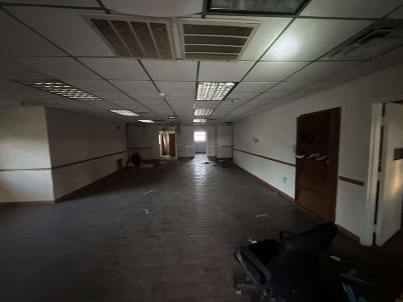 More Photos Of 1901 W Elliott St, Breckenridge Office For Sale