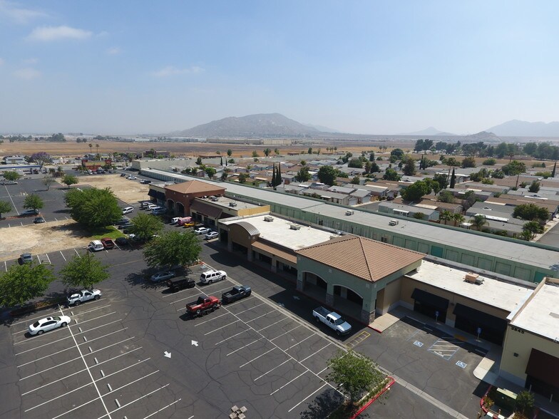 More Photos Of 85-185 Ramona Expy, Perris Unknown For Lease