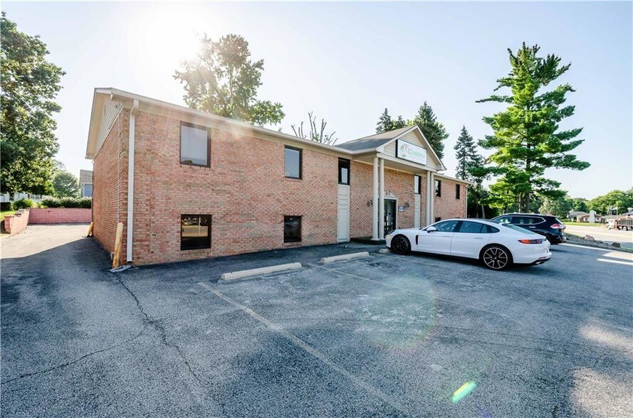 More Photos Of 315 S US 31, Greenwood Medical For Sale