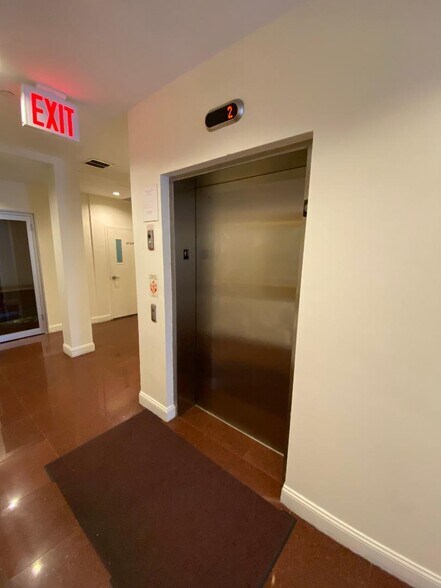 More Photos Of 11-11 44th Rd, Long Island City Office For Sale