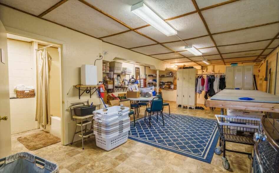 More Photos Of 1500 Pulaski Ave, Coal Township Specialty For Sale