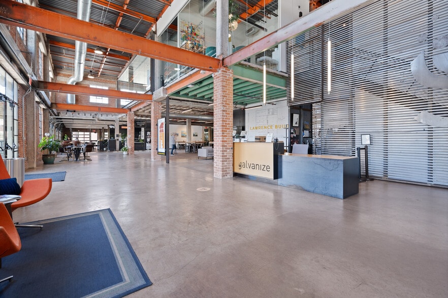 More Photos Of 515 E Grant St, Phoenix Office For Lease