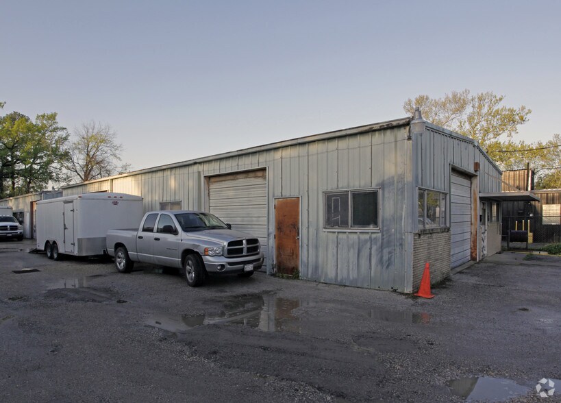 Primary Photo Of 12 Farrell St, Houston Warehouse For Sale