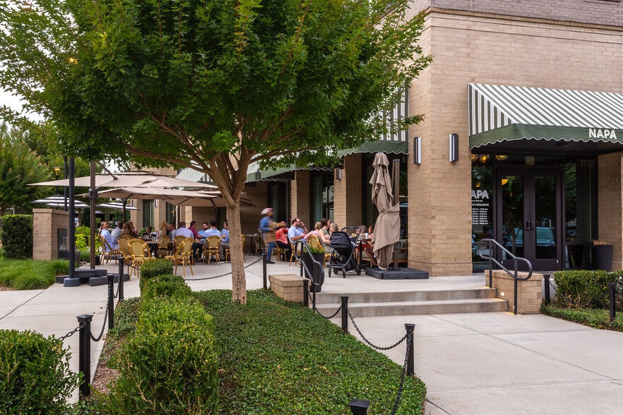 More Photos Of 3700 Glenwood Ave, Raleigh Unknown For Lease