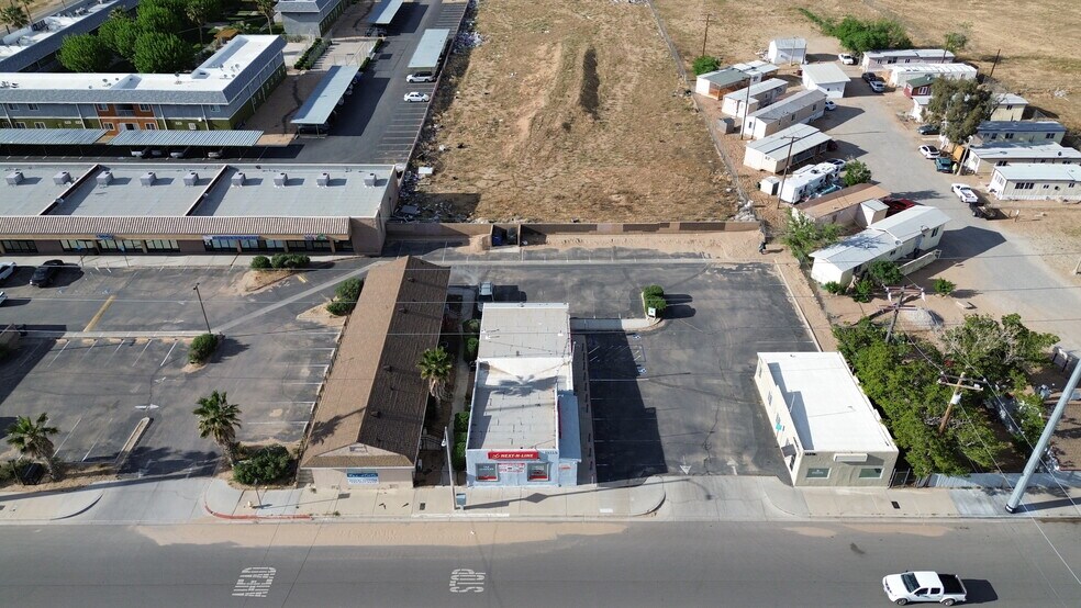 More Photos Of 11328 Bartlett Ave, Adelanto Office For Sale