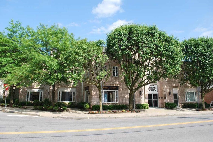 More Photos Of 1 S Greeley Ave, Chappaqua Medical For Lease