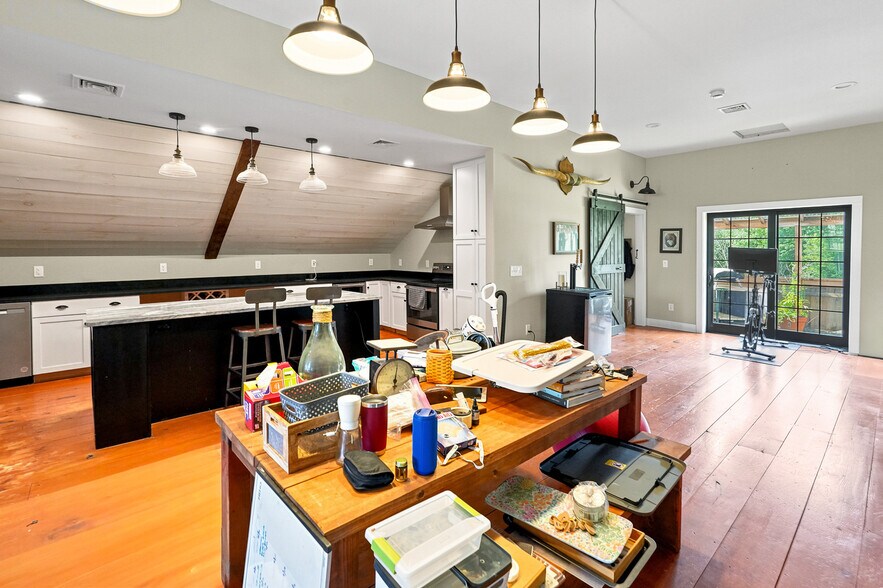 More Photos Of 16 Main St, Plainfield Apartments For Sale