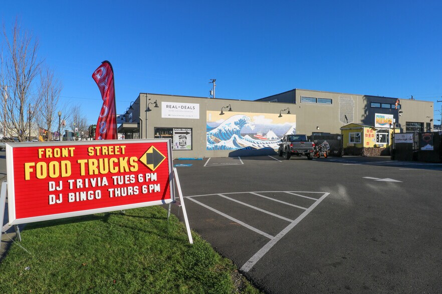 More Photos Of 775 N Front St, Coos Bay Bar For Sale