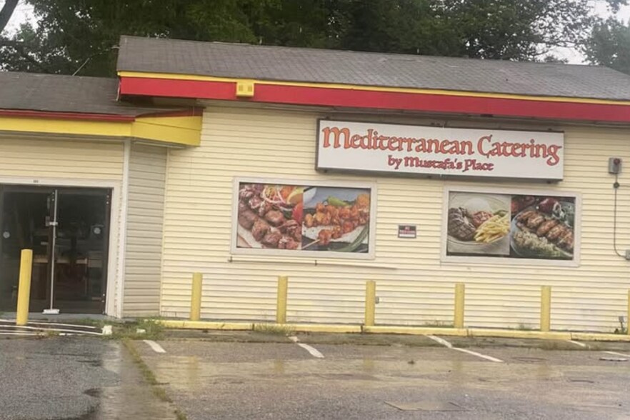 More Photos Of 701 N Salisbury Ave, Spencer General Retail For Sale