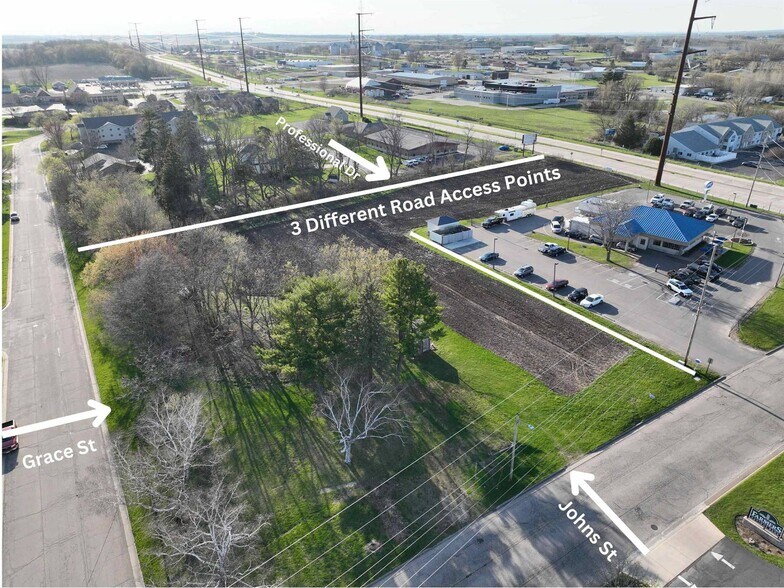 More Photos Of 1114 N Johns St, Dodgeville Land For Sale