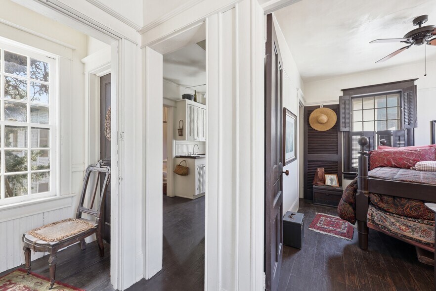 More Photos Of 50 Charlotte St, Saint Augustine Storefront Retail Office For Sale