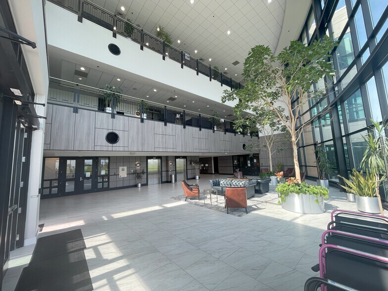 More Photos Of 7919 Mid America Blvd, Oklahoma City Office For Lease