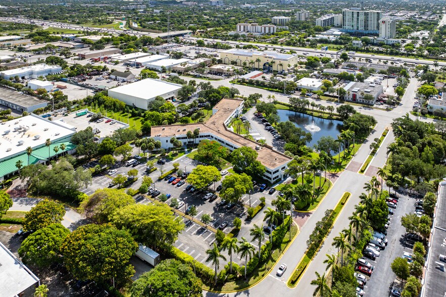 More Photos Of 555 S Andrews Ave, Pompano Beach Medical For Lease