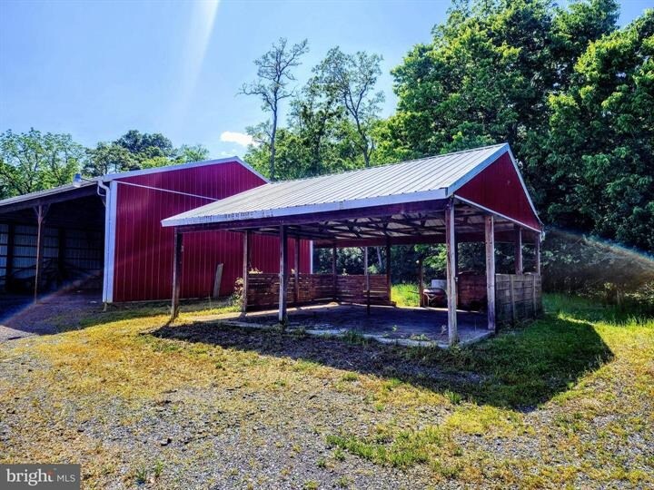 More Photos Of 215 Burkharts ln, Martinsburg Flex For Lease