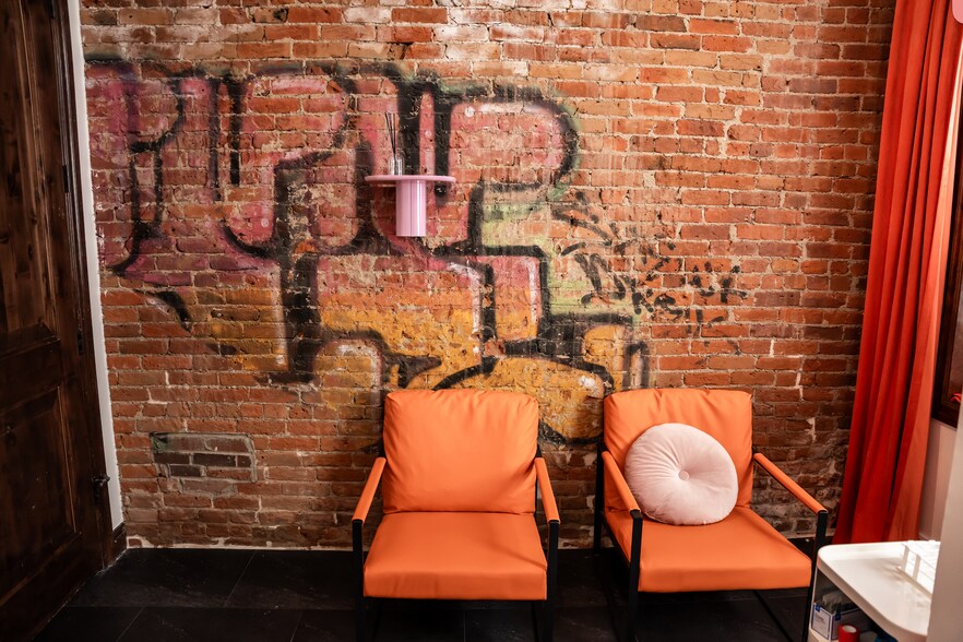 More Photos Of 2101-2107 Larimer St, Denver Loft Creative Space For Sale