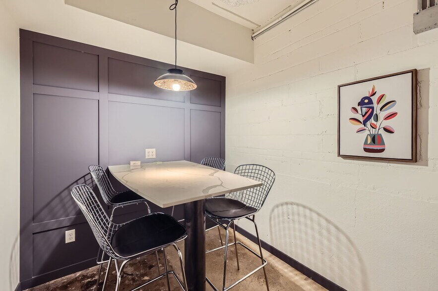 More Photos Of 2611 S 1st Ave, Minneapolis Office For Sale