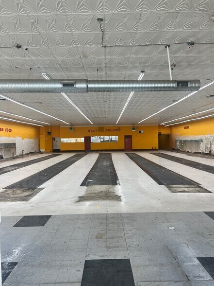 More Photos Of 1109 E Main St, Durham Supermarket For Sale