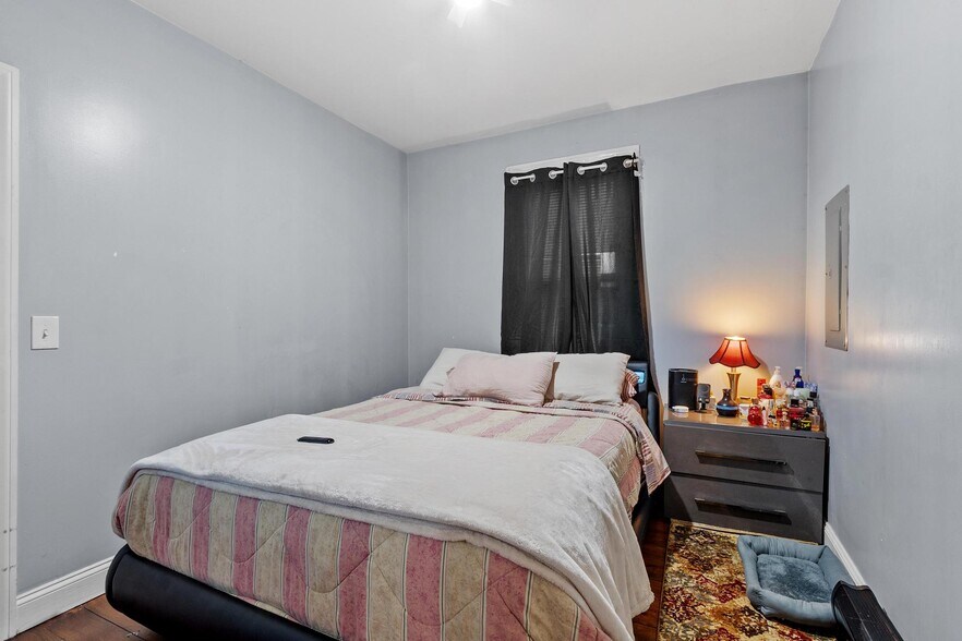 More Photos Of 22 Goddard St, Southbridge Apartments For Sale