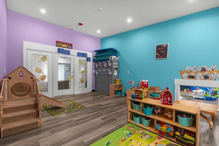 More Photos Of 340 Maple St, Frederick Specialty For Sale