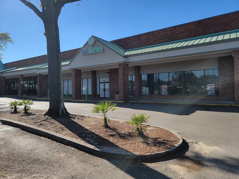 Primary Photo Of 1927 SW College Rd, Ocala Freestanding For Lease