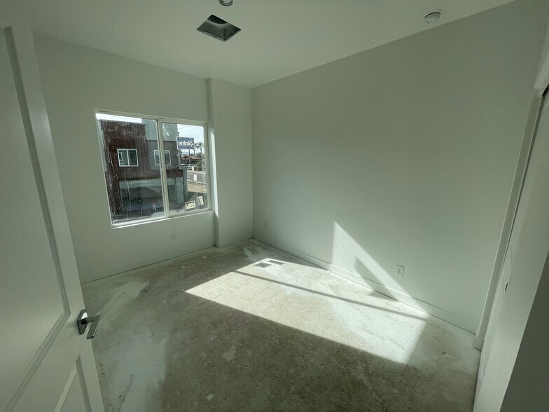 More Photos Of 13360 W Van Buren St, Goodyear Apartments For Sale