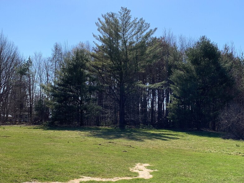 More Photos Of 31 West St, Cleveland Land For Sale