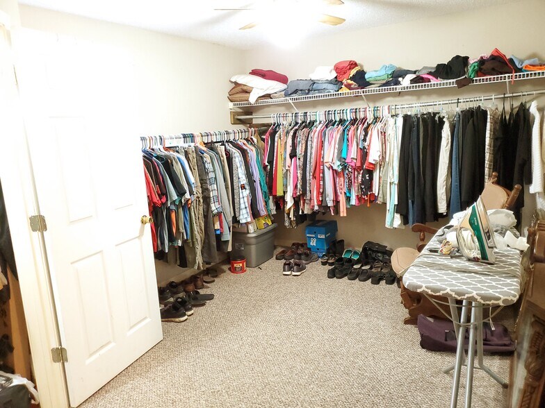 More Photos Of , Hamilton General Retail For Sale