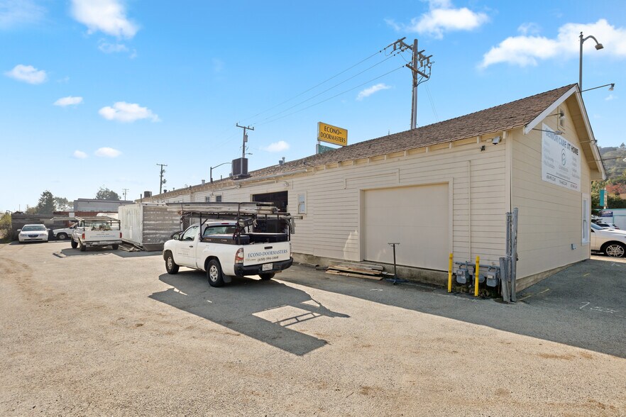 More Photos Of 1455-1469 El Camino Real, Belmont Freestanding For Lease