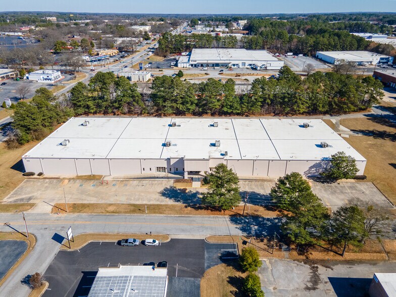 Primary Photo Of 1056 Personal Pl, Morrow Distribution For Lease