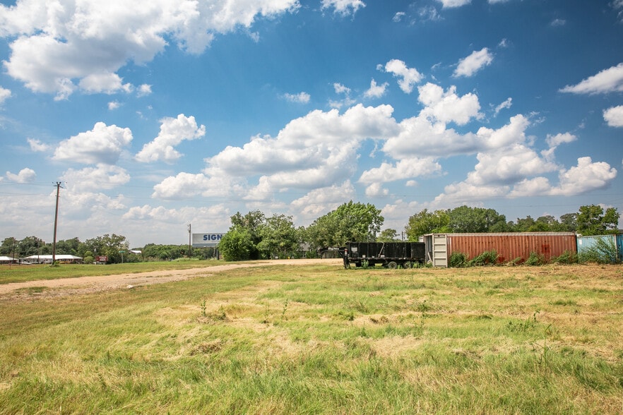 More Photos Of 20 Red Tip Lane, Brenham Land For Sale