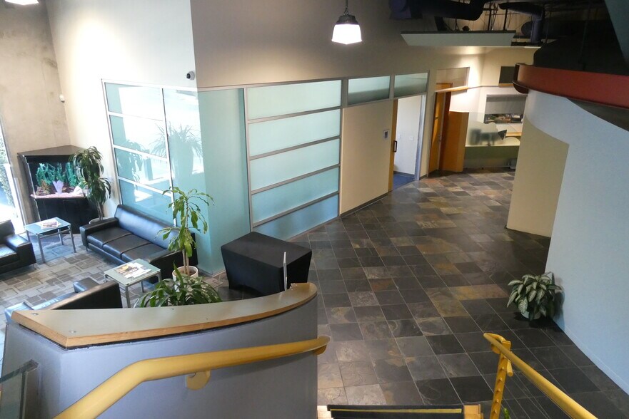 More Photos Of 6100-6120 San Fernando Rd, Glendale Office For Sale