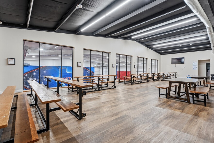 More Photos Of 5505 132nd st, Lubbock Industrial For Sale