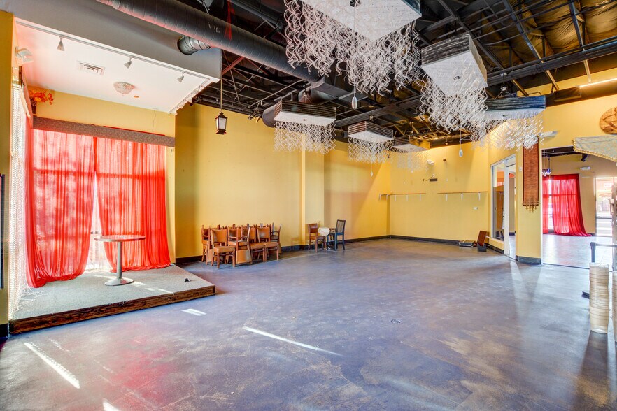 More Photos Of 4275 S Durango Dr, Las Vegas Restaurant For Lease