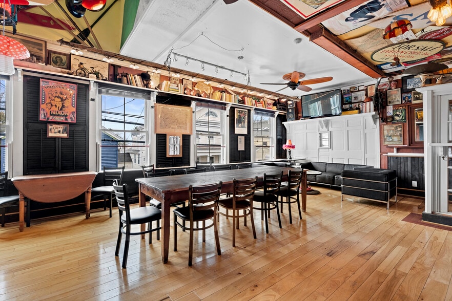 More Photos Of 143 Water St, Stonington Restaurant For Sale