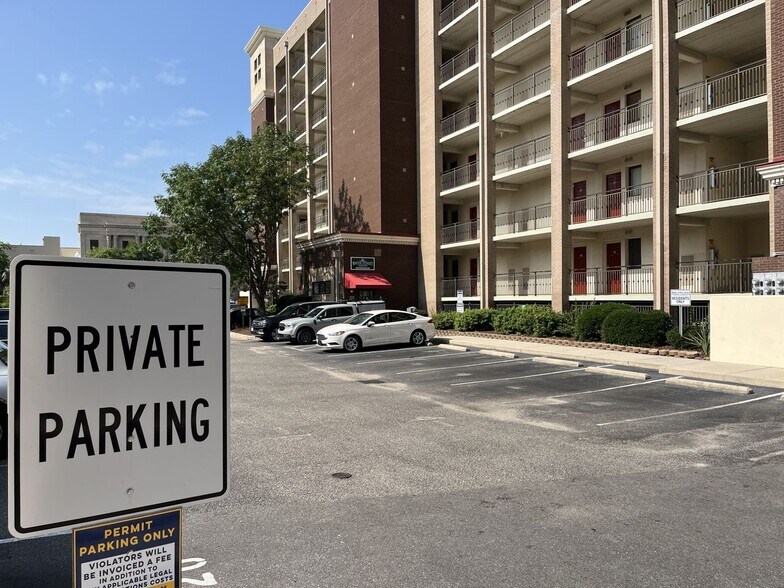 More Photos Of 106 N Water St, Wilmington Apartments For Sale