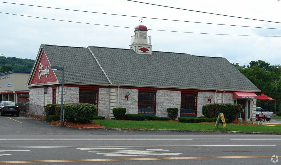More Photos Of 5407 W Genesee St, Camillus Storefront Retail Office For Lease