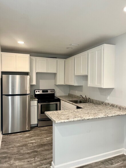 More Photos Of 172-184 Follins Ln, Saint Simons Island Office For Lease