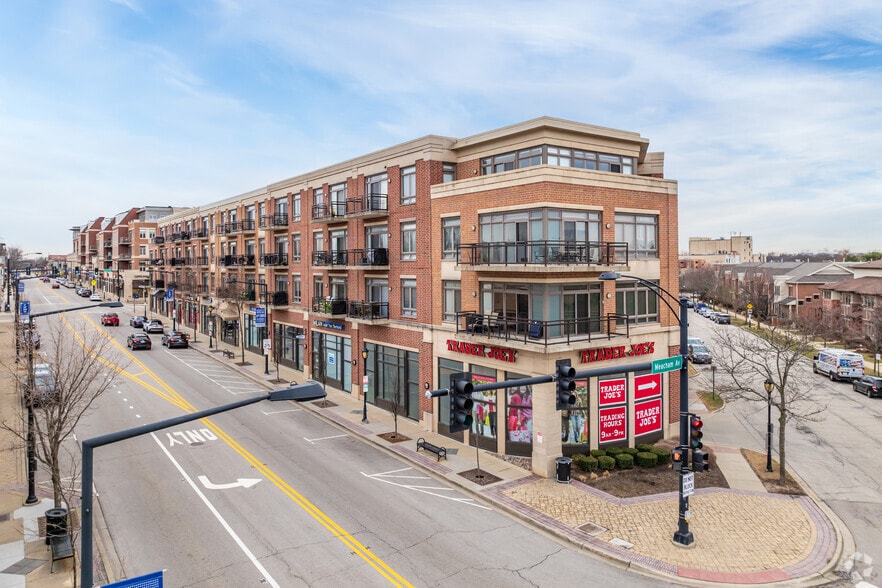 More Photos Of Touhy Ave @ Northwest Highway, Park Ridge Unknown For Lease