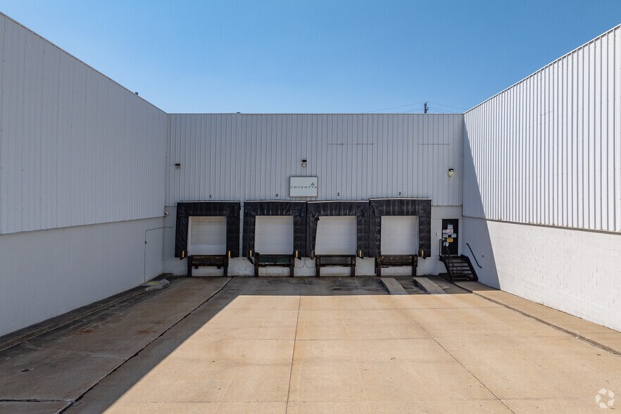 More Photos Of 4609 Van Epps Rd, Brooklyn Heights Unknown For Lease