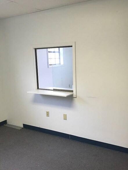 More Photos Of 1754-1774 Texas St, Natchitoches Office For Lease