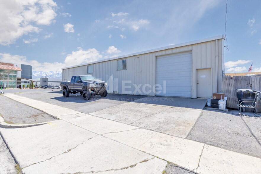 More Photos Of 3210 S 300 W, Salt Lake City Showroom For Lease