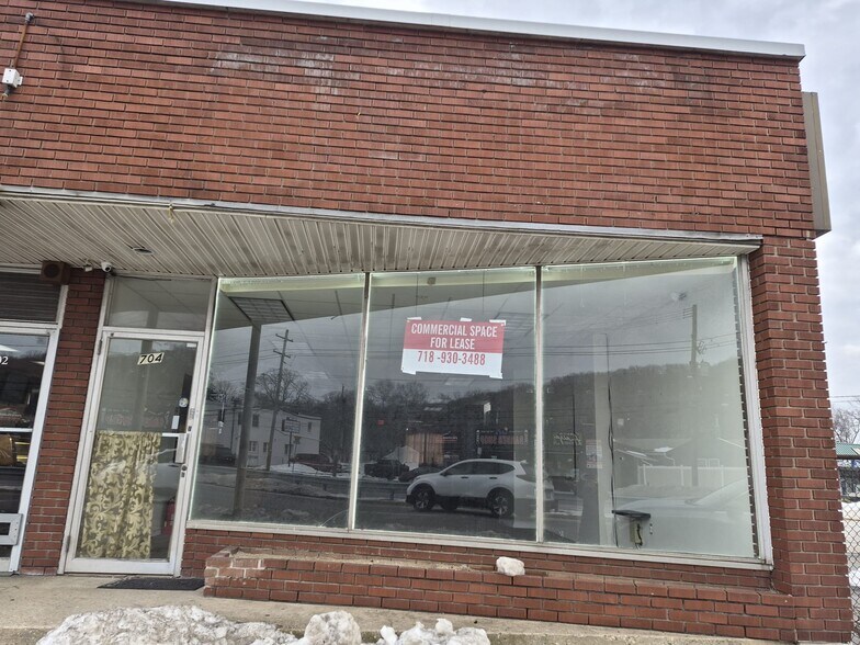 More Photos Of 704 Walt Whitman Rd, Melville Freestanding For Lease