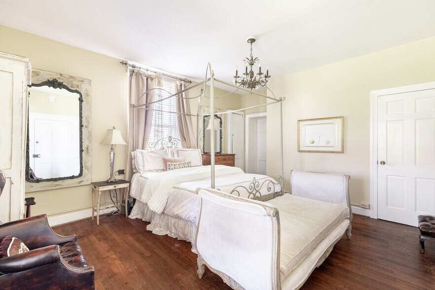 More Photos Of 2416 Lowesville Rd, Amherst Hospitality For Sale