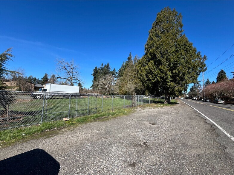 More Photos Of 4011-4027 SE 174th Ave, Portland Land For Sale
