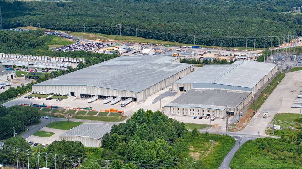 More Photos Of 1001 Enterprise Dr, Dalton Warehouse For Sale